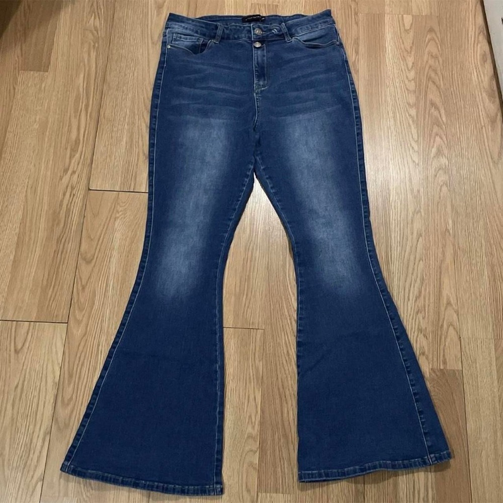 Flying Banana Women’s 14M (31x31) Flared High Rise Jeans Dark Blue Denim Stretch